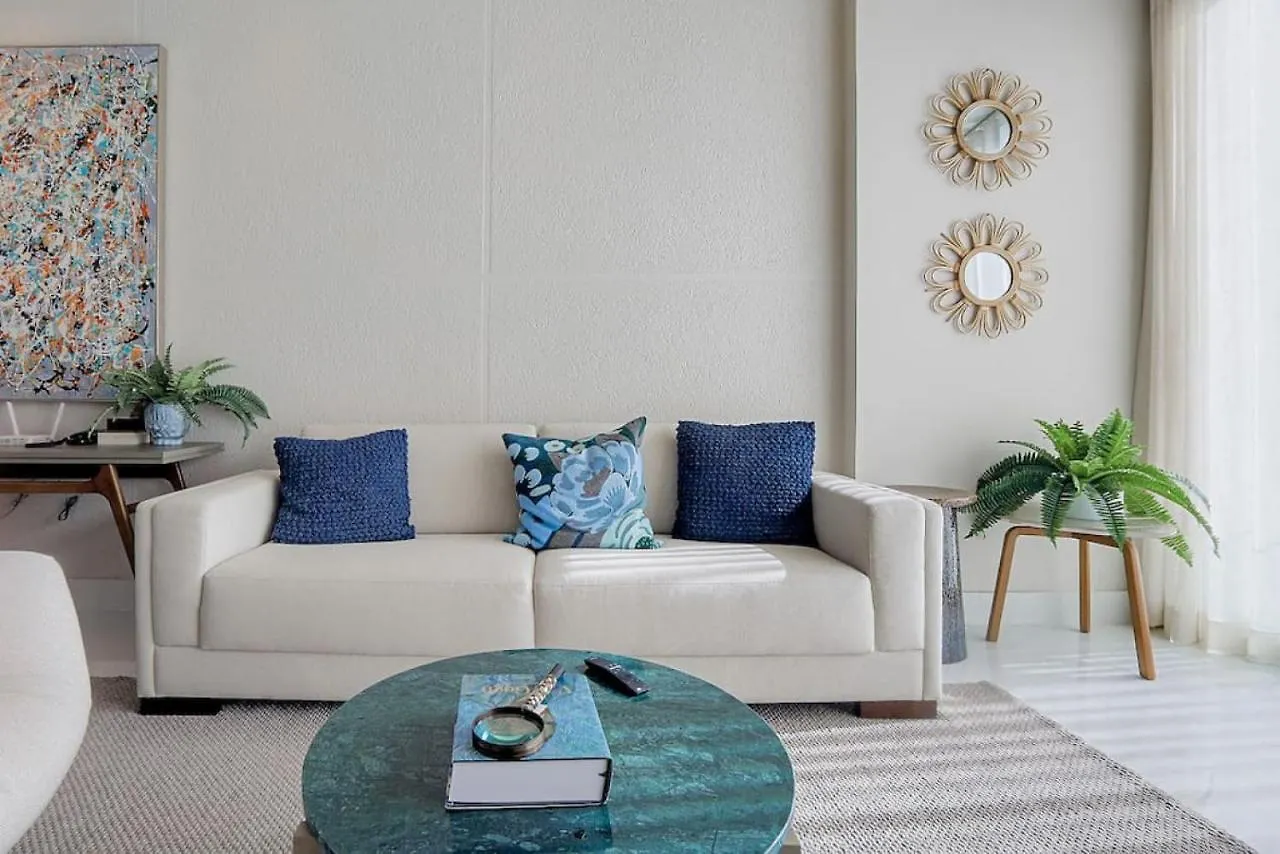 Apartment Luxury Centric Upscale Condo Los Prados