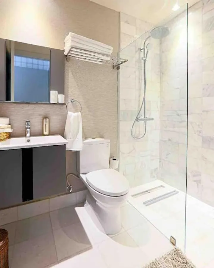 Apartment Luxury Centric Upscale Condo Los Prados