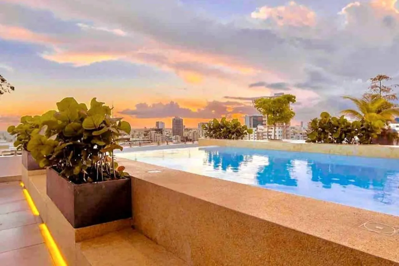 Luxury Centric Upscale Condo Los Prados